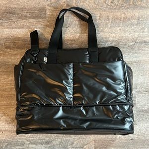 Beis Expandable Duffel weekender